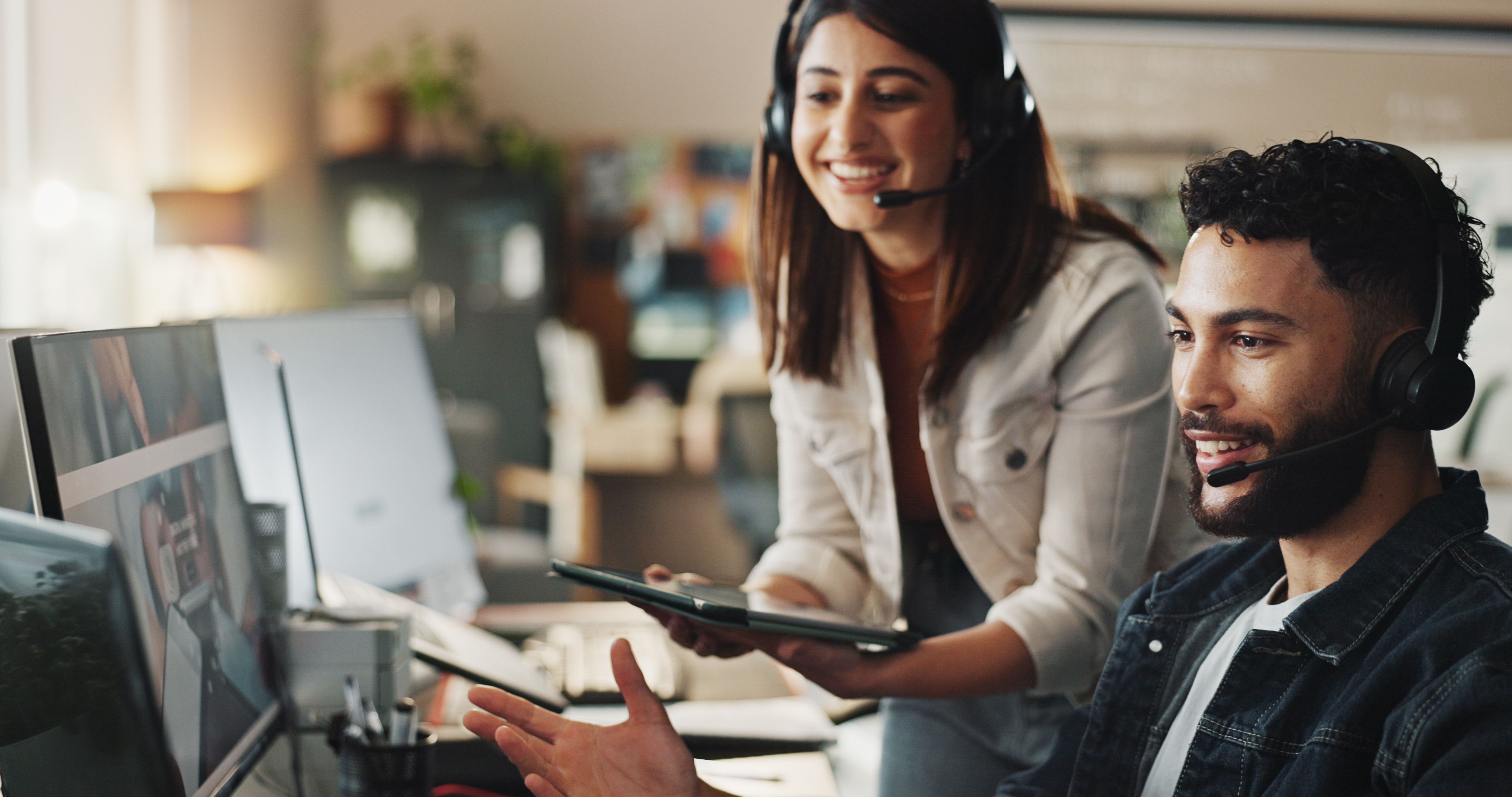 Get in touch with the QPlexCloud team